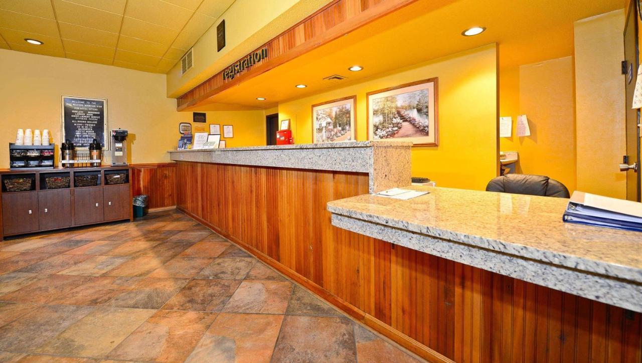 Magnuson Hotel Mountain View Covington Dış mekan fotoğraf