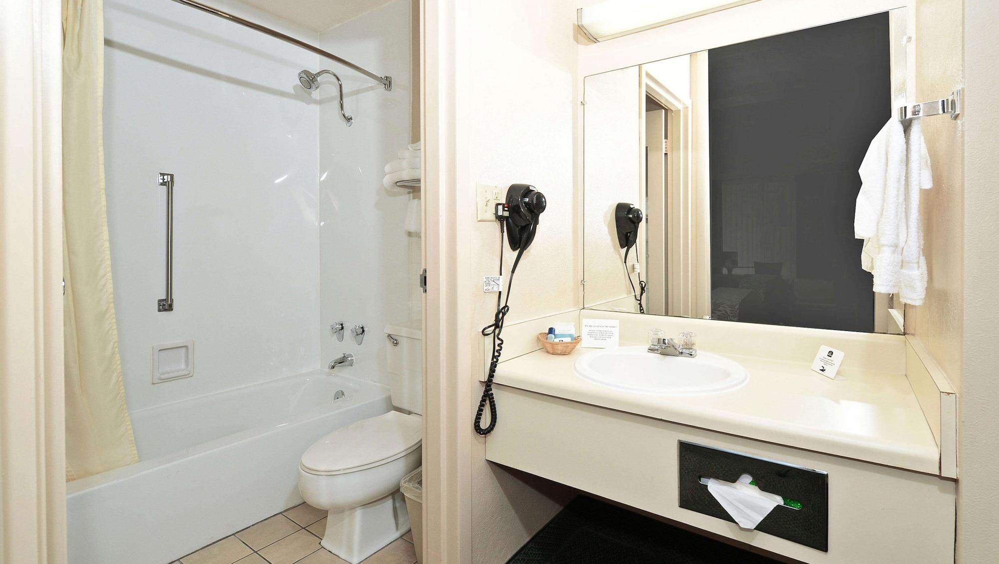 Magnuson Hotel Mountain View Covington Dış mekan fotoğraf